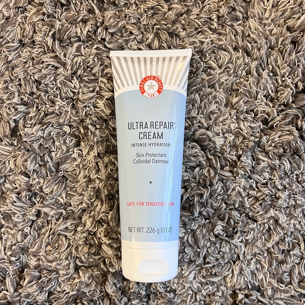 First Aid Beauty - Ultra Repair Cream (8oz)